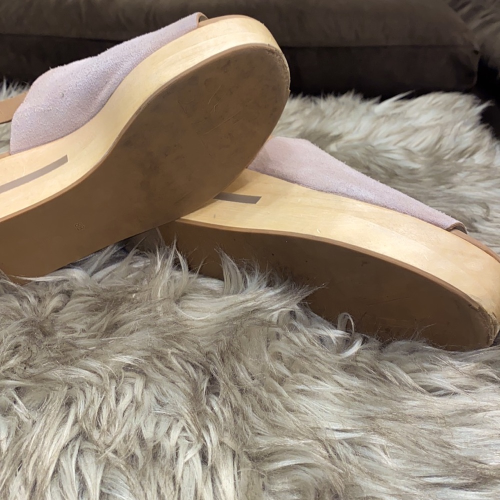 Shoes - Picture 5 of 8